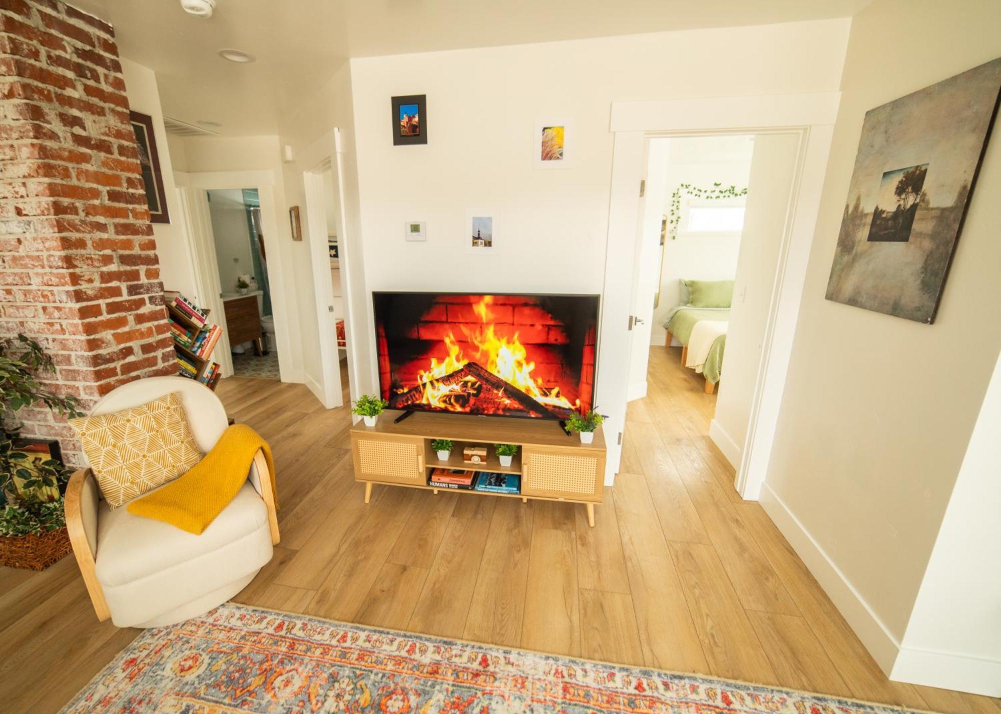 Reno'S Biggest Little House - Cozy Home Theatre Екстериор снимка